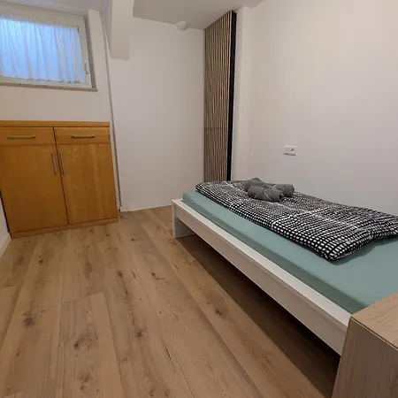 Apartment Am Alenberg Muensingen
